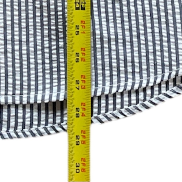 Shein Curve 100% Cotton mixed pattern shirt with seersucker bottom Size 1XL - Picture 10 of 10